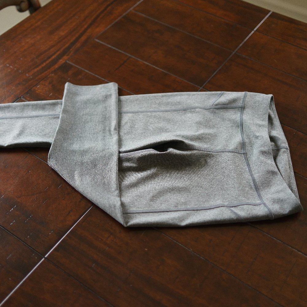 Under Armour cropped tights